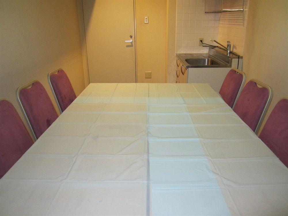 Hotel Livemax Budget Hiratsuka Ekimae Екстер'єр фото